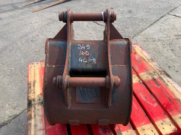 18" JCB DIGGING BUCKET...40mm PINS.....910-18. 377207652