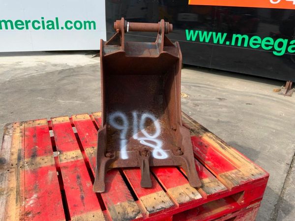 18" JCB DIGGING BUCKET...40mm PINS.....910-18. 377207658