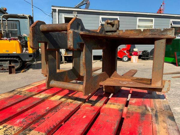 40mm... MINI DIGGER PALLET FORK ....616j. 377207614