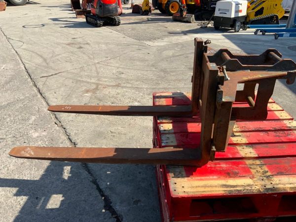 40mm... MINI DIGGER PALLET FORK ....616j. 377207619