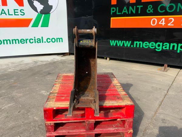 12"  DIGGING BUCKET.....45mm PINS......392v. 377207742