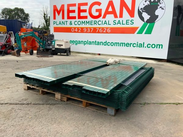 UNUSED V MESH SECURITY FENCING BUNDLE...220m. 377207856