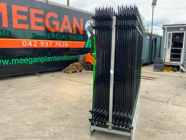 ARROW TOP METAL RAILING & POSTS.......35w. 377207876