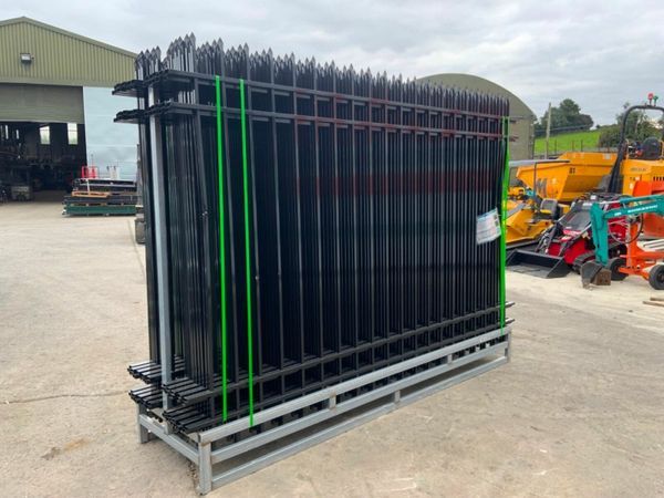 ARROW TOP METAL RAILING & POSTS.......35w. 377207881