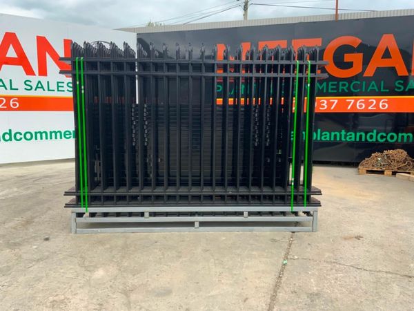 ARROW TOP METAL RAILING & POSTS.......35w. 377207889