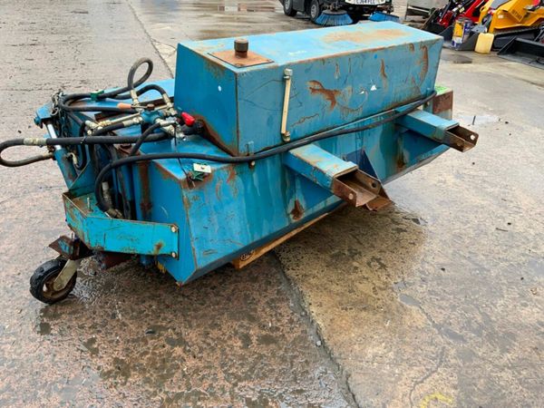 2016 CONQUIP ROAD SWEEPER COLLECTOR....4156. 377207976