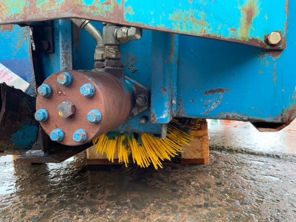 2016 CONQUIP ROAD SWEEPER COLLECTOR....4156. 377207978