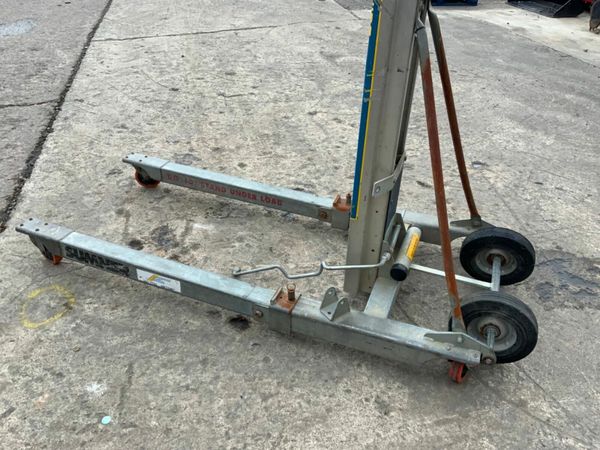 2015 SUMNER 2020 MANUAL MATERIAL HOIST...920. 377207901