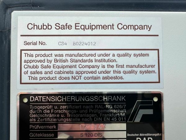 CHUBB DATA CABINET FIRE IMPACT MONEY SAFE. 377207930