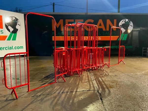 WALK THROUGH PEDESTRIAN BARRIERS.....114v. 377208042