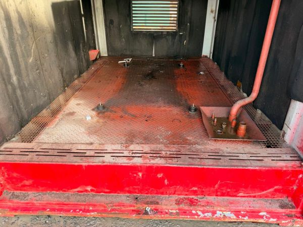 12 x 8 GENERATOR CONTAINER....... 813 P 377208066