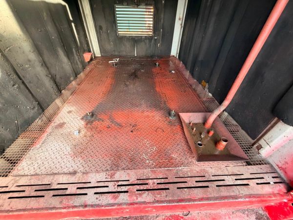 12 x 8 GENERATOR CONTAINER....... 813 P 377208070