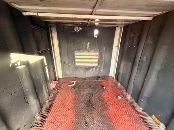 12 x 8 GENERATOR CONTAINER....... 813 P 377208072