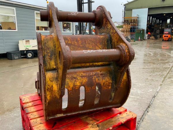 36" DIGGING BUCKET......100mm PINS........305f 377208095