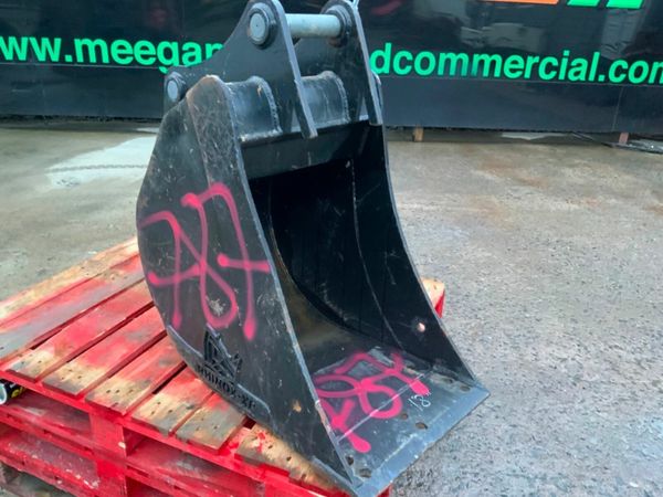 UNUSED 18" RHINOX BUCKET......45mm PINS........787 377208102