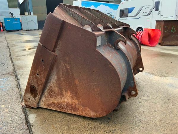 CASE WHEELED LOADER BUCKET.......263v. 377208259