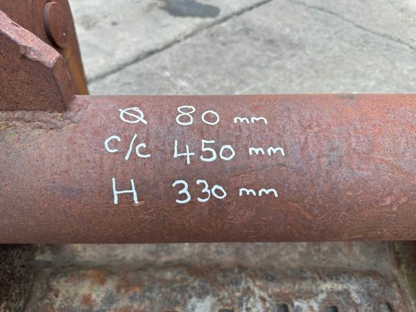 84" SKELETON BUCKET 7 FT...... 80MM...... 946 DB 377208207