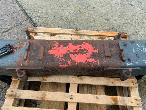 TRUCK MOUNTED HIAB JACK LEG ASSEMBLY....88 377208316