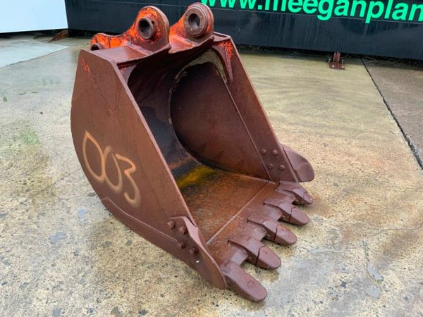 35" DIGGING BUCKET....65mm PINS........003. 377208332
