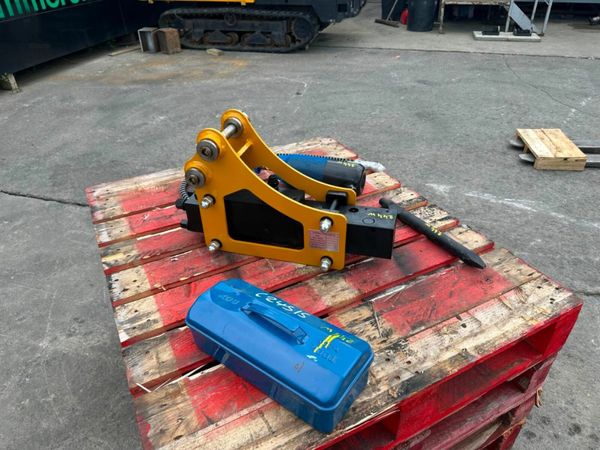 2025 MIVA ...MICRO DIGGER breaker HAMMER...244w. 377208445