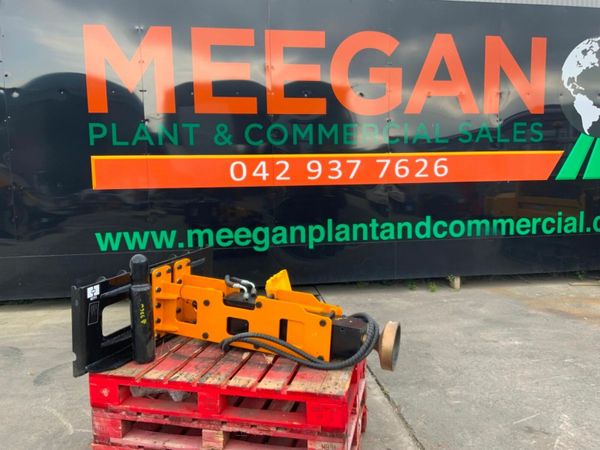 UNUSED SKID STEER HAMMER / POST DRIVER....376w. 377208470