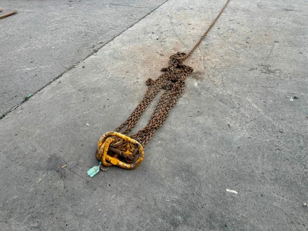 5.5 Metre ...6.7 ton ...lifting chains 4 LEG ..... 377208573