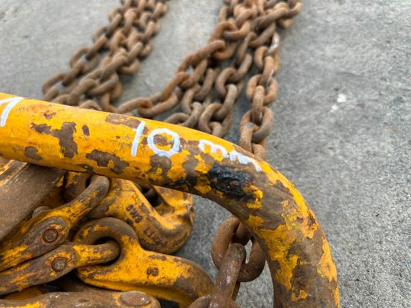 5.5 Metre ...6.7 ton ...lifting chains 4 LEG ..... 377208577