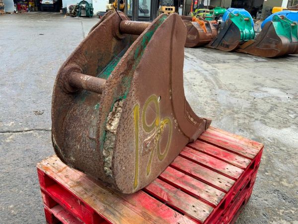 18" MILLAR SCOOP BUCKET......65mm PINS....190. 377208753