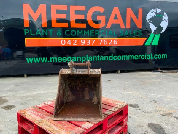 24" CATERPILLAR BUCKET....45mm PINS.........192/1. 377208766