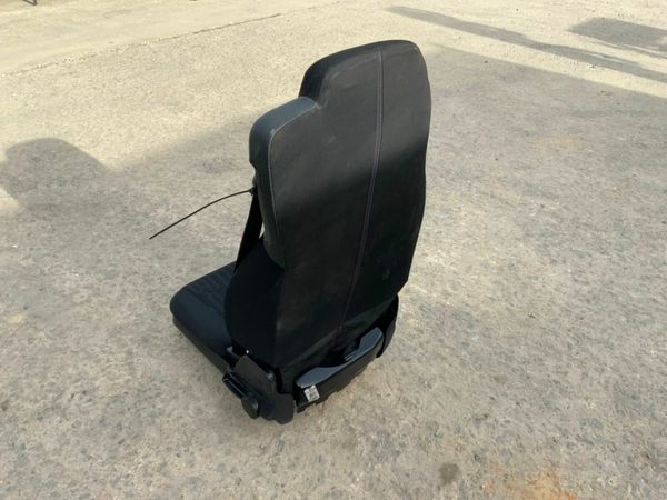 Mercedes-Benz Actros GRAMMAR SEAT 377208707