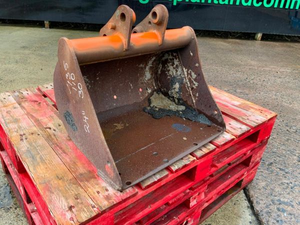 24"  MINI DIGGER BUCKET......30mm PINS........261v 377208874