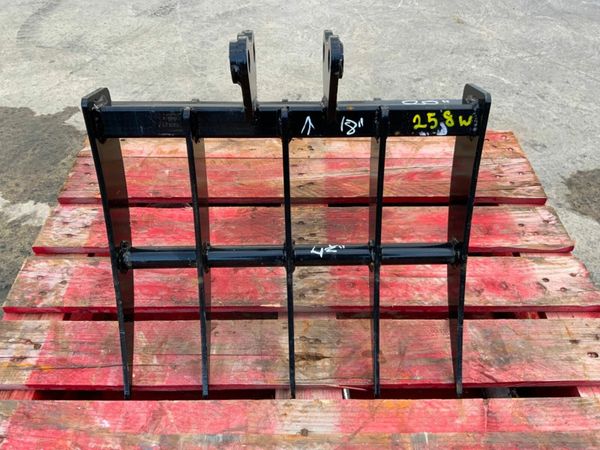 MICRO DIGGER LAWN RAKE....20mm PINS......258w. 377208826