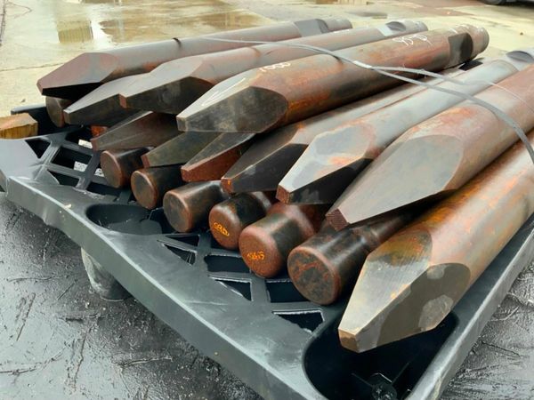 13 TON BREAKER / HAMMER CHISELS.....95mm....912 377208909