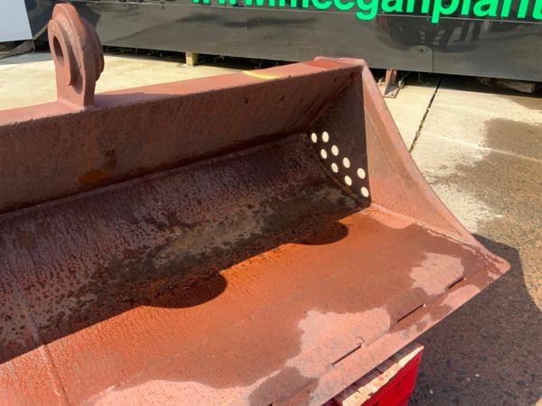 80" GRADING / SCRAPING BUCKET....60mm......400. 377209220