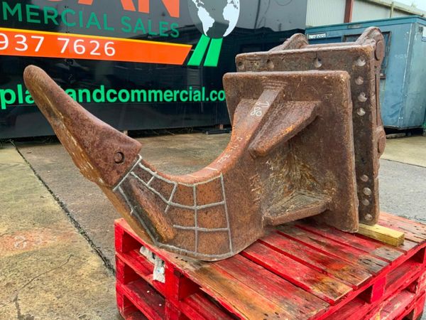 HEAVY DUTY RIPPER TOOTH...80mm PINS......65v 377209561