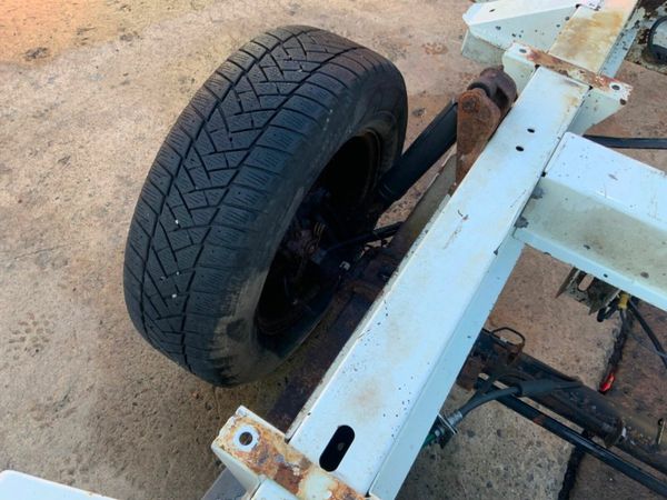 RENAULT MASTER 2.5lt   AUTOMATIC............PARTS. 377209506