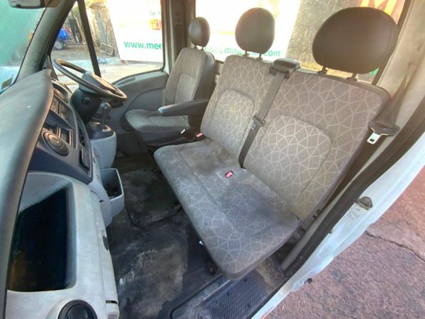 RENAULT MASTER 2.5lt   AUTOMATIC............PARTS. 377209512