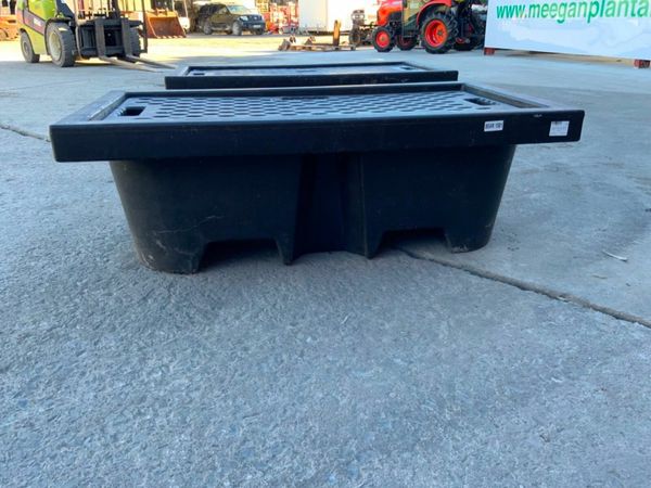 UNUSED SPILL CONTAINMENT TRAYS........2281. 377209637