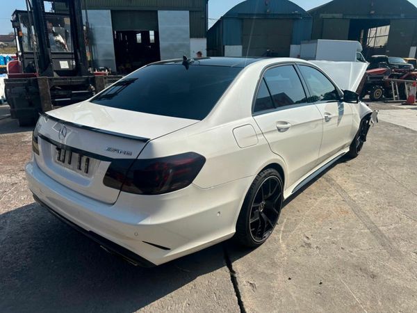2016 MERCEDES E350...W212..V6...BREAKING PARTS 377209744