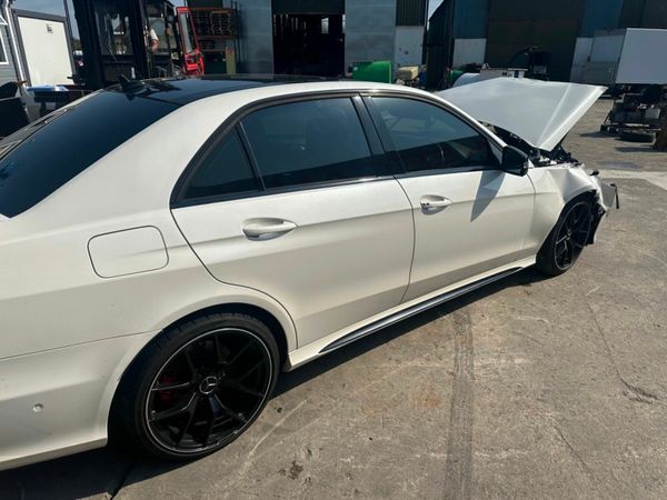 2016 MERCEDES E350...W212..V6...BREAKING PARTS 377209746