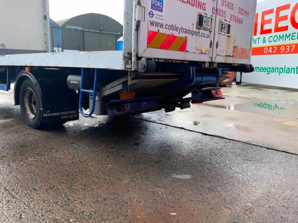 TWIN WHEEL CURTAINSIDE TRAILER CHASSIS...188 377209728