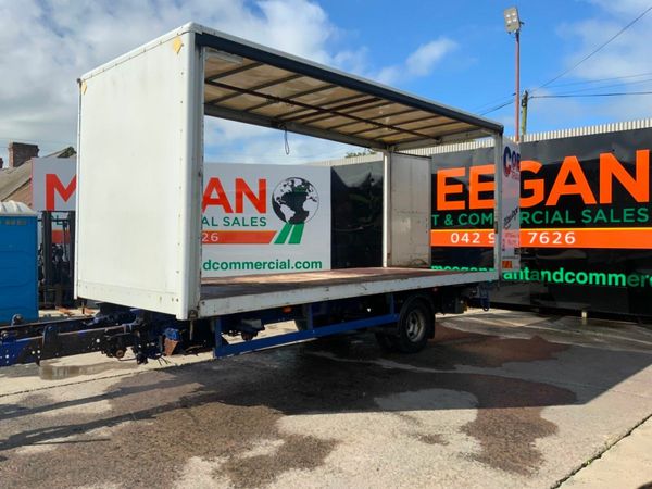 TWIN WHEEL CURTAINSIDE TRAILER CHASSIS...188 377209732