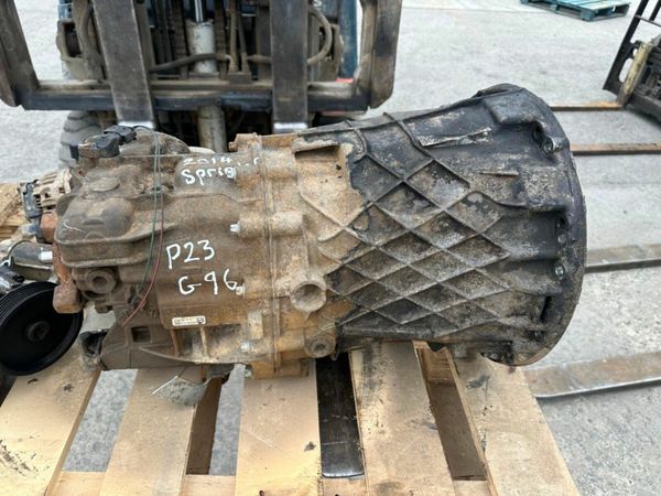 14 MERCEDES sprinter engine parts 377209818