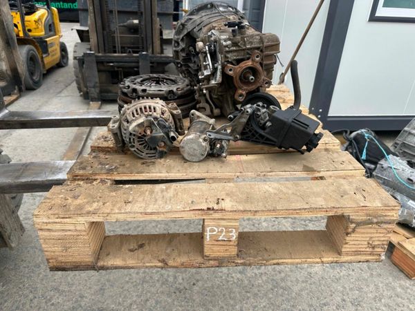 14 MERCEDES sprinter engine parts 377209824