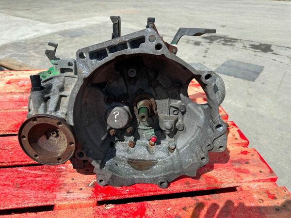 VW POLO 1.4 TDI GEARBOX.....P20G87 377210268
