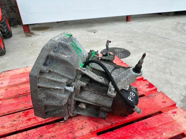 2010 RENAULT CLIO 1.2 PETROL GEARBOX...P18G76 377210377