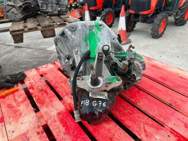 2010 RENAULT CLIO 1.2 PETROL GEARBOX...P18G76 377210392