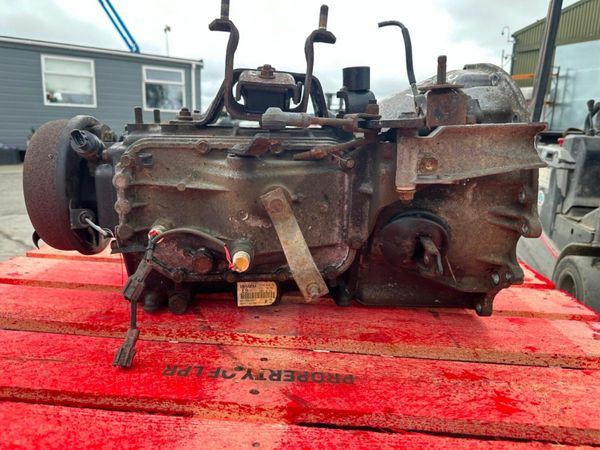 2001 ISUZU NPR ...2.8 GEARBOX.....P17G71 377210458