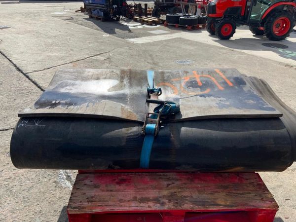 RUBBER CONVEYOR / CATTLE MATTING.......1420. 377210541