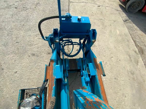 2017 BOUGHTON 8132 BIG HOOK SKIP GEAR.....772.. 377210584